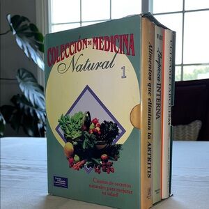 Collection of 3 Books Focused On Nature Medicine - Spanish Version